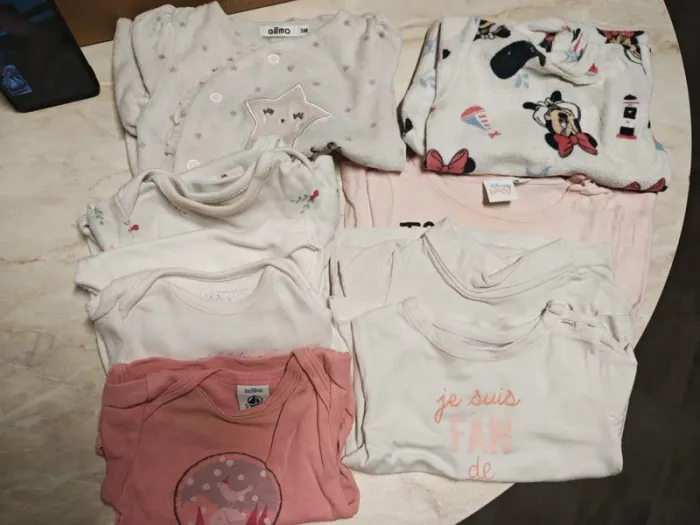 Lots 3 mois fille