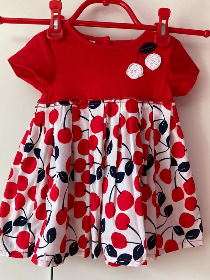 Lot de deux ensembles taille 68 - photo numéro 3