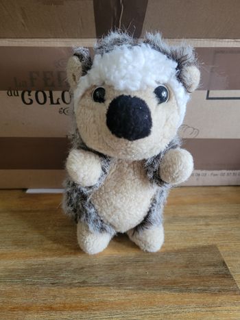 Peluche hérisson Ajena