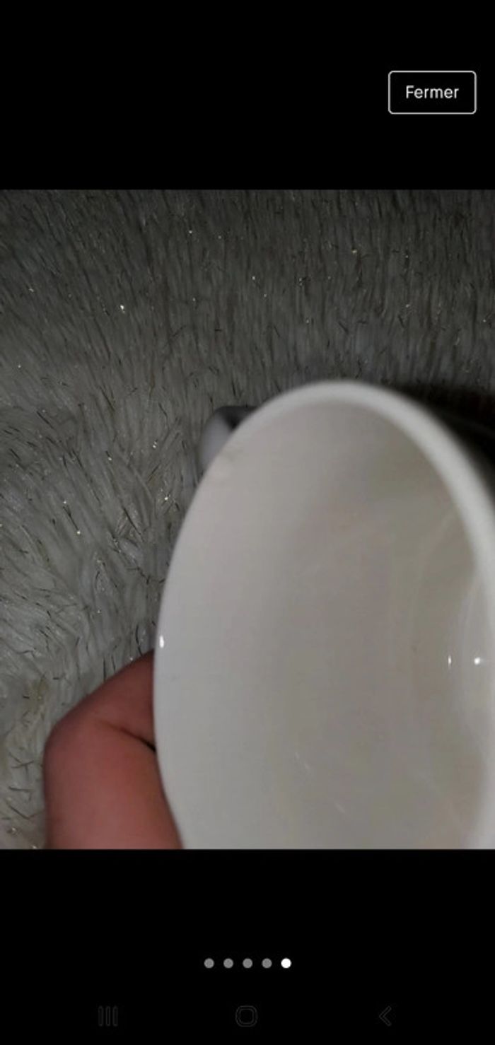 bonnet neuf, badge neuf et tasse - photo numéro 5