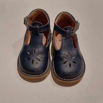 Chaussures unisexe taille 22