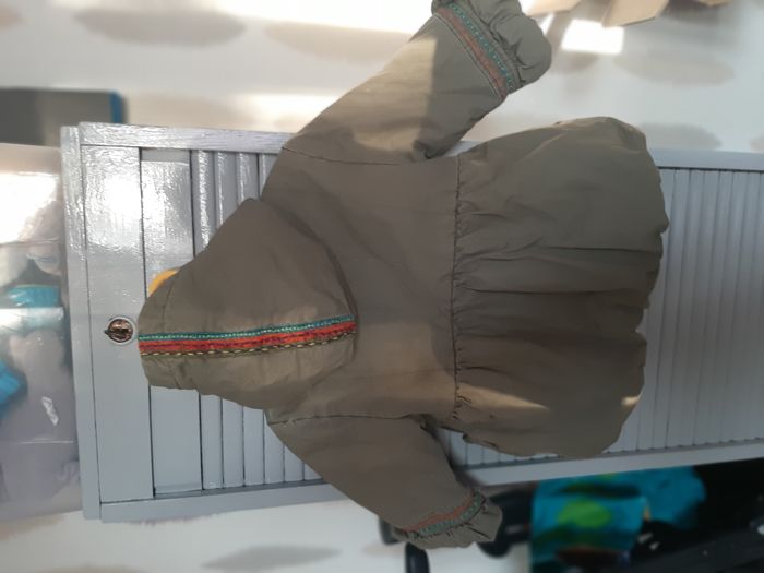 manteau à capuche filles Taille 18 mois - photo numéro 3