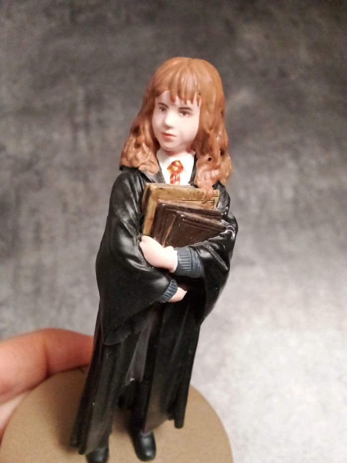 Figurine Hermione Granger - photo numéro 2