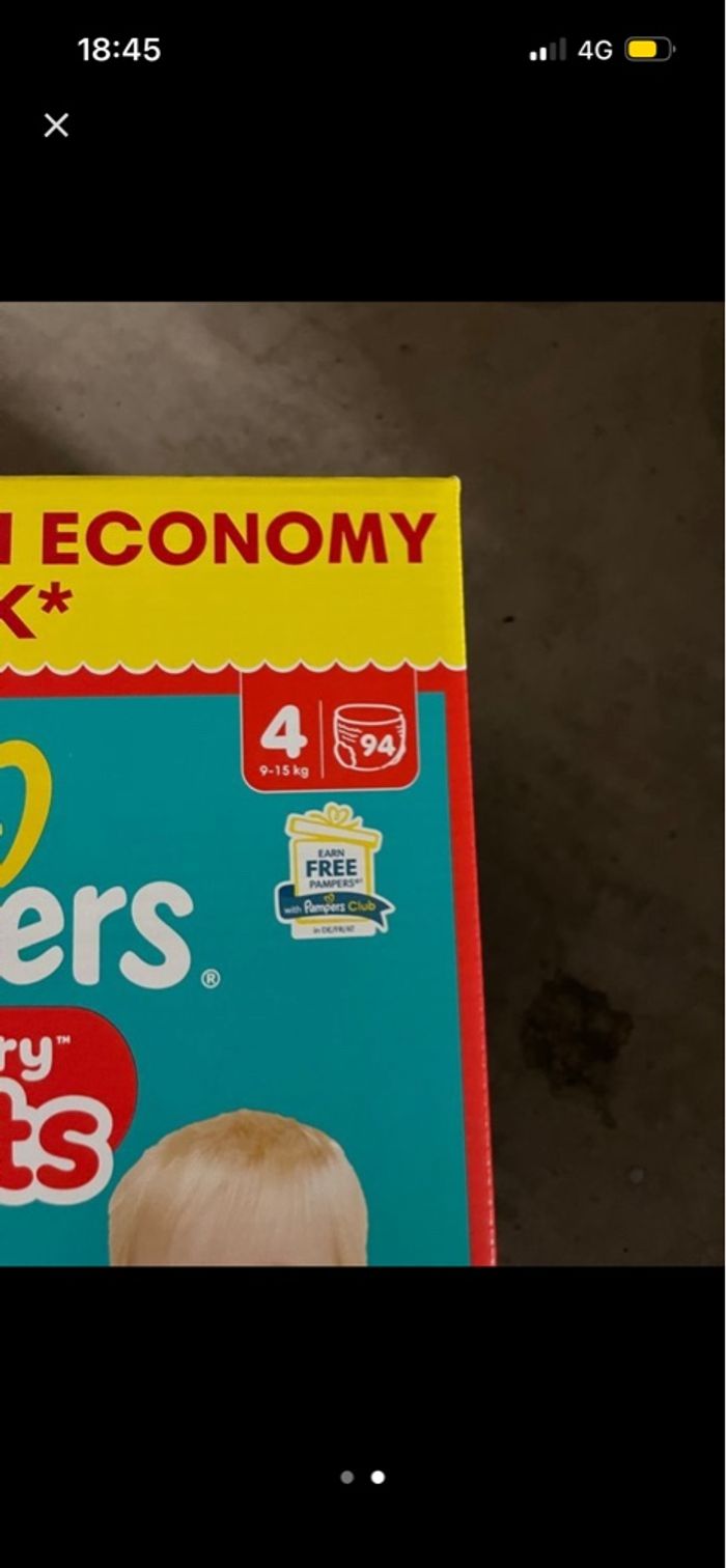 2 cartons couches t4 pants pampers