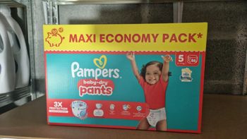 Pack 86 couches pampers Baby-Dry pants taille 5 neuf