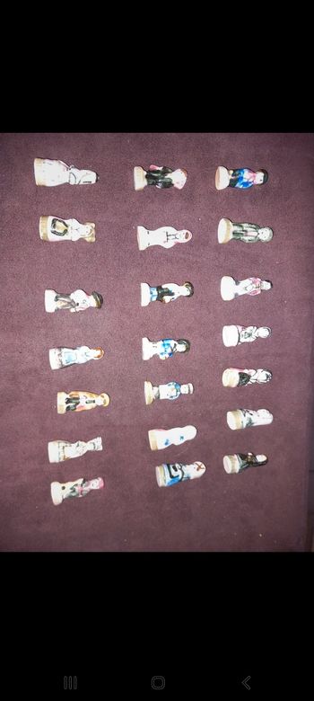 Lot 21 fèves - Personnages