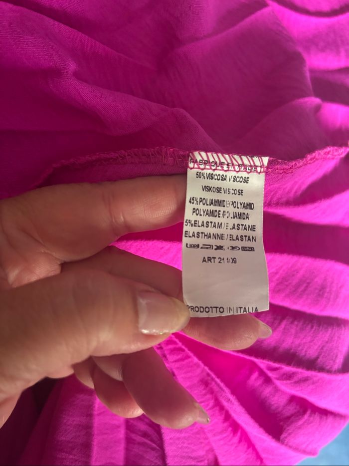 superbe robe plissée neuve - photo numéro 3