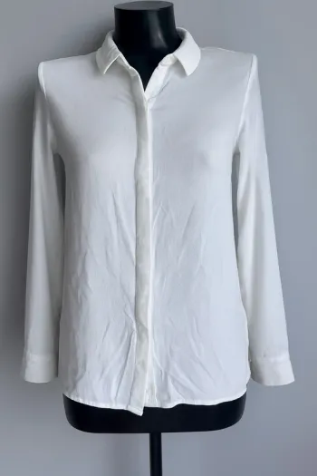 Chemise blanche Mango casual femme – Taille M regarder  photo et mesures avant d’acheter