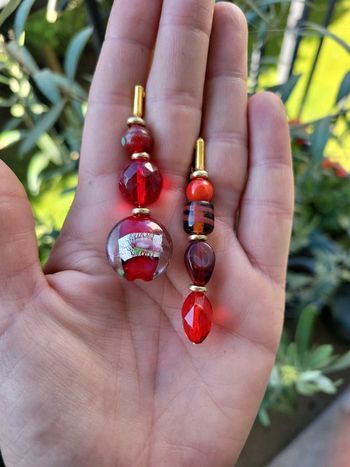 Clips d oreilles asymetriques Murano rouge