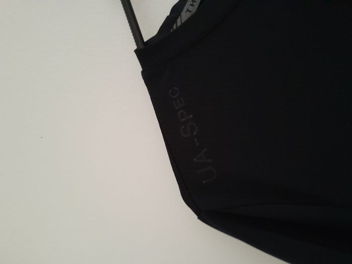 T - Shirt  Under Armour - photo numéro 3