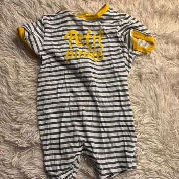Combi petit pirate kiabi