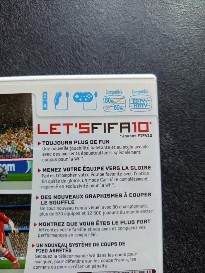Nintendo - Wii - Fifa 10 - photo numéro 3