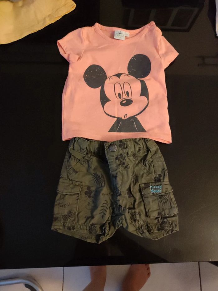 Ensemble t-shirt plus short Disney Mickey baby 3 mois bébé