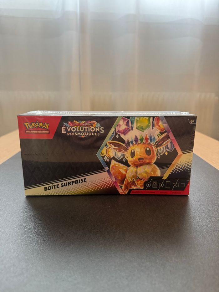 Pokémon Coffret Box Surprise Évolutions Prismatiques Écarlate et Violet EV8.5  Neuf Français