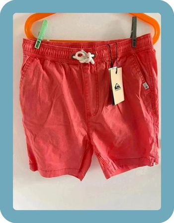 Superbe short 12 ans QuickSilver