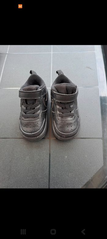 Basket enfant Nike