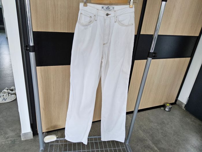 Pantalon taille w23 hollister