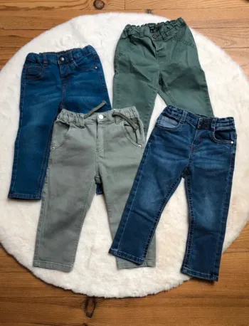 Lot 4 pantalons / jeans 24 mois 86/92cm Zara Kiabi Gémo