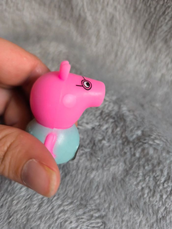 Figurine Peppa pig - photo numéro 3