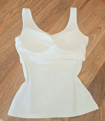 Débardeur coton avec brassière integrée