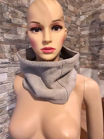 Tour de cou beige taille unique adulte forme tube