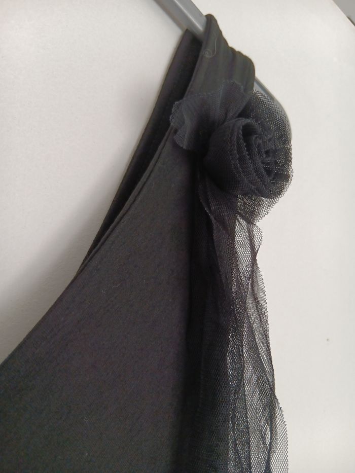 Robe noire asymétrique - photo numéro 3