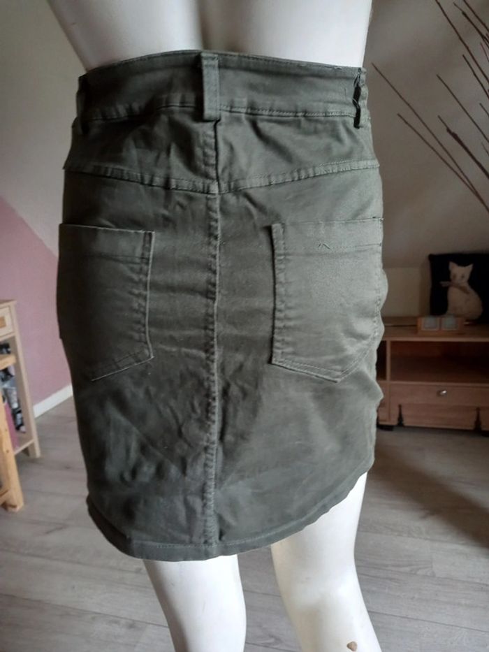 Jupe boutonnée taille S - photo numéro 5