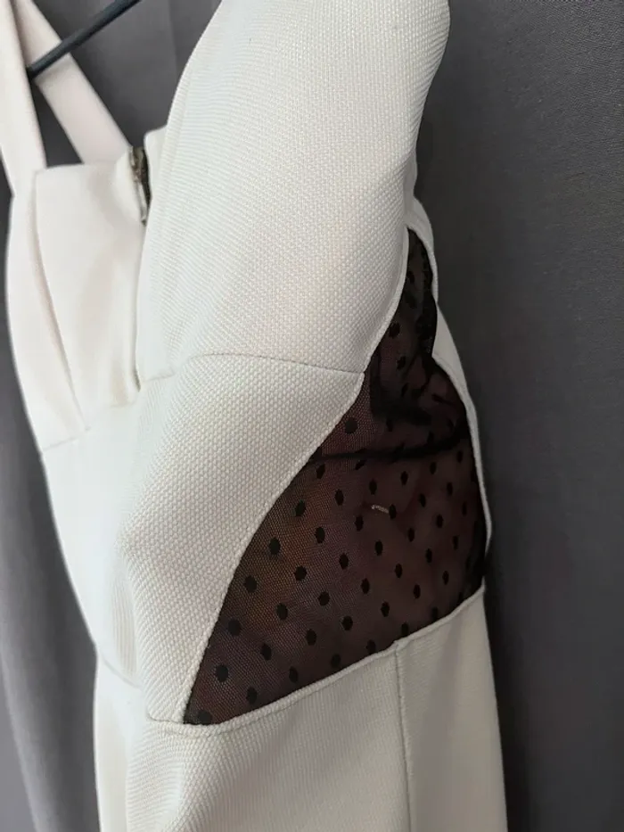 Robe beige - photo numéro 3