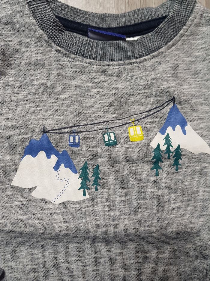 Pull garçon 3/4 ans - photo numéro 2