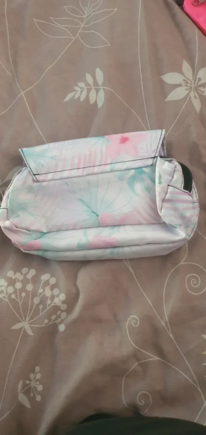 Trousse double compartiment stitch - photo numéro 3