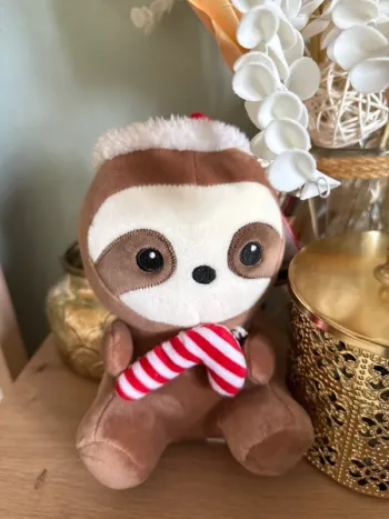 Petite peluche env 20 cm