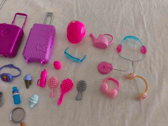 Lot accessoires barbie - photo numéro 3