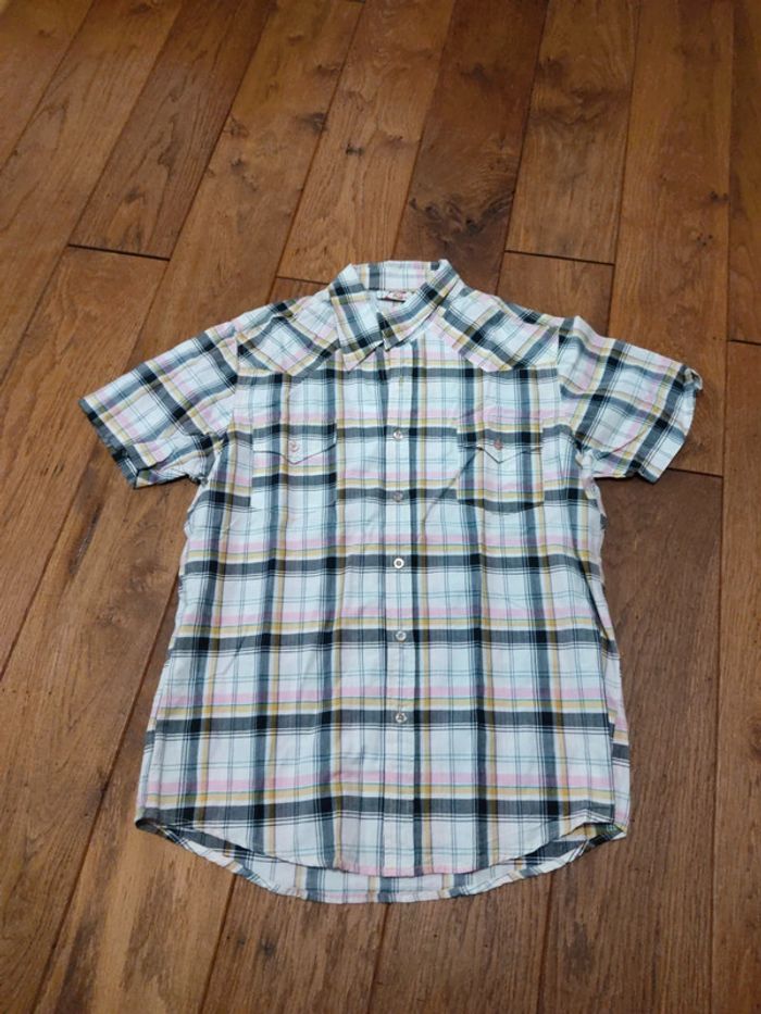 Chemise à carreaux