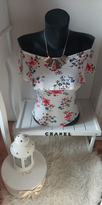 Body blanc fleuris col bateau T.M Jennyfer TBE 🌞