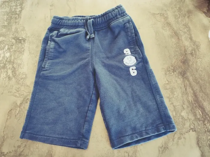 Short Okaïdi taille 4 ans