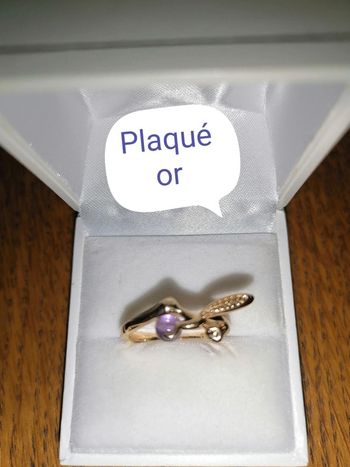Bague plaqué or fée clochette et boule violette