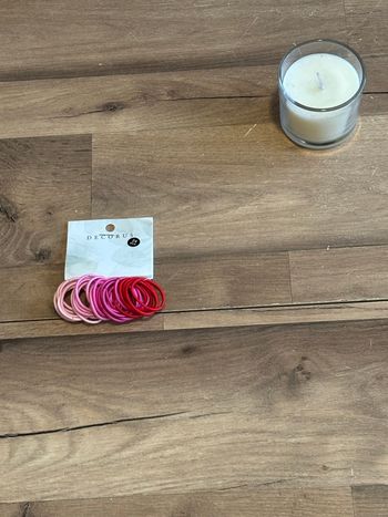 Je vend des élastiques pour cheveux neuf 