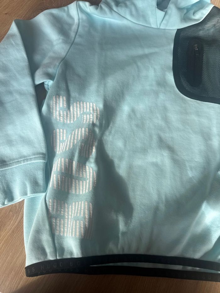 Pull à capuche boss turquoise garçon 8ans - photo numéro 2