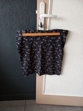 Jupe droite motif fleurs