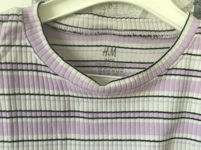 Haut tissu côtelé H&M 12 ans quasi neuf - photo numéro 3