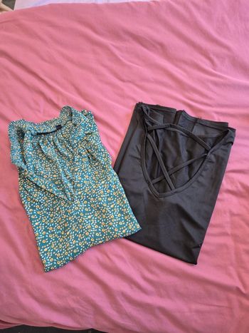 2 blouses