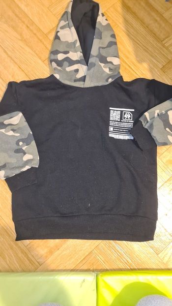 Sweat 4/ 5 ans