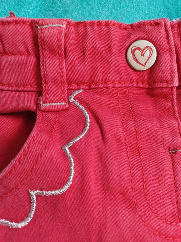 Jean rouge 12 mois - photo numéro 2