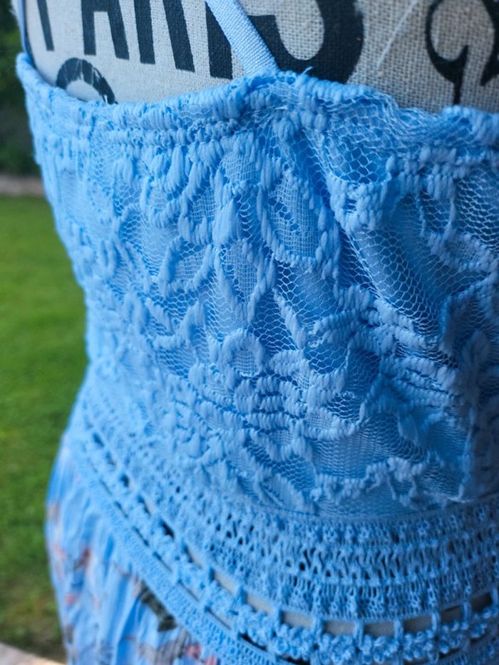 Magnifique robe fleurie fluide légère ajourée L - photo numéro 10