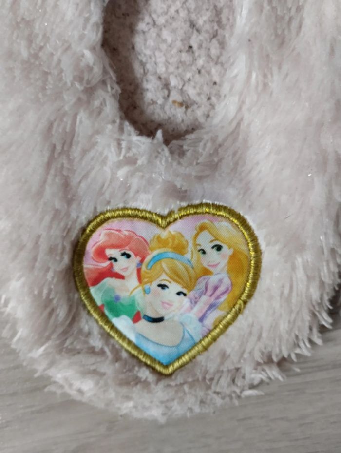 Chaussons Disney 🩷 - photo numéro 2