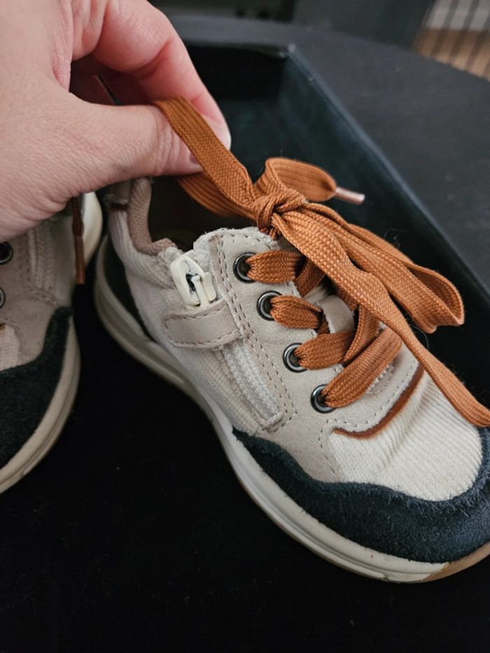 Basket vertbaudet taille 23 - photo numéro 4