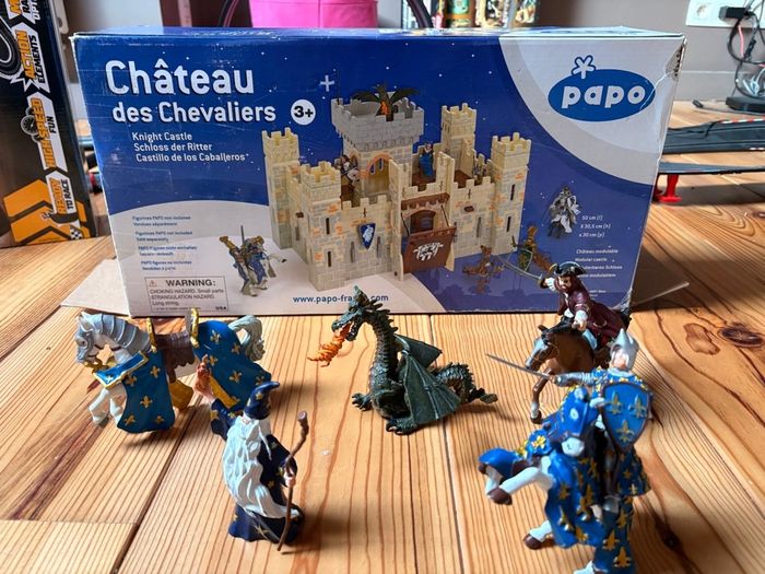Château des chevaliers avec figurines - Papo - photo numéro 3