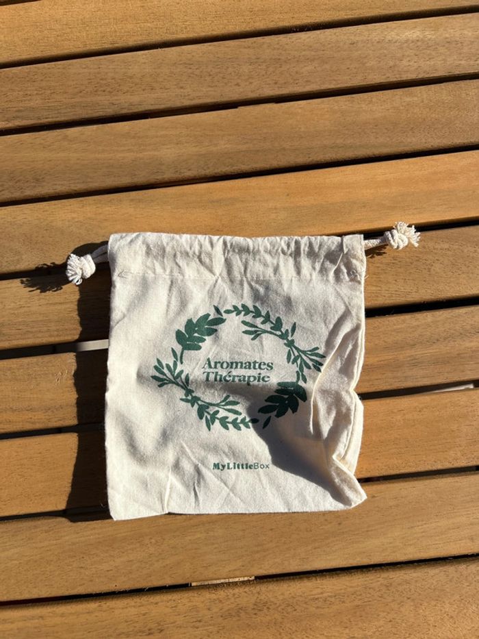 Pochette « aromate thérapie » neuve My Little box