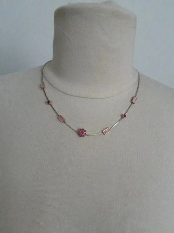 Collier fantaisie rose neuf