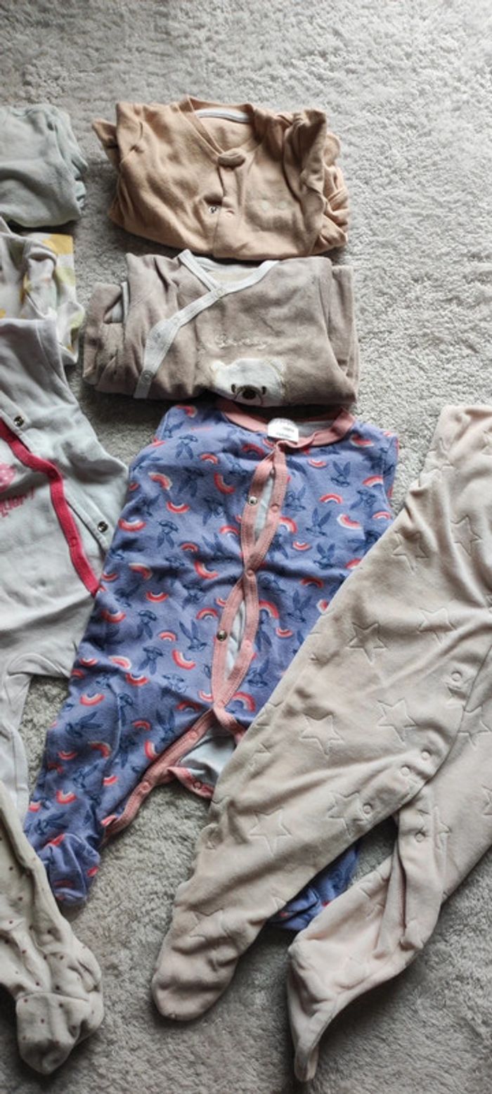 Pyjamas fille 6 mois - photo numéro 3